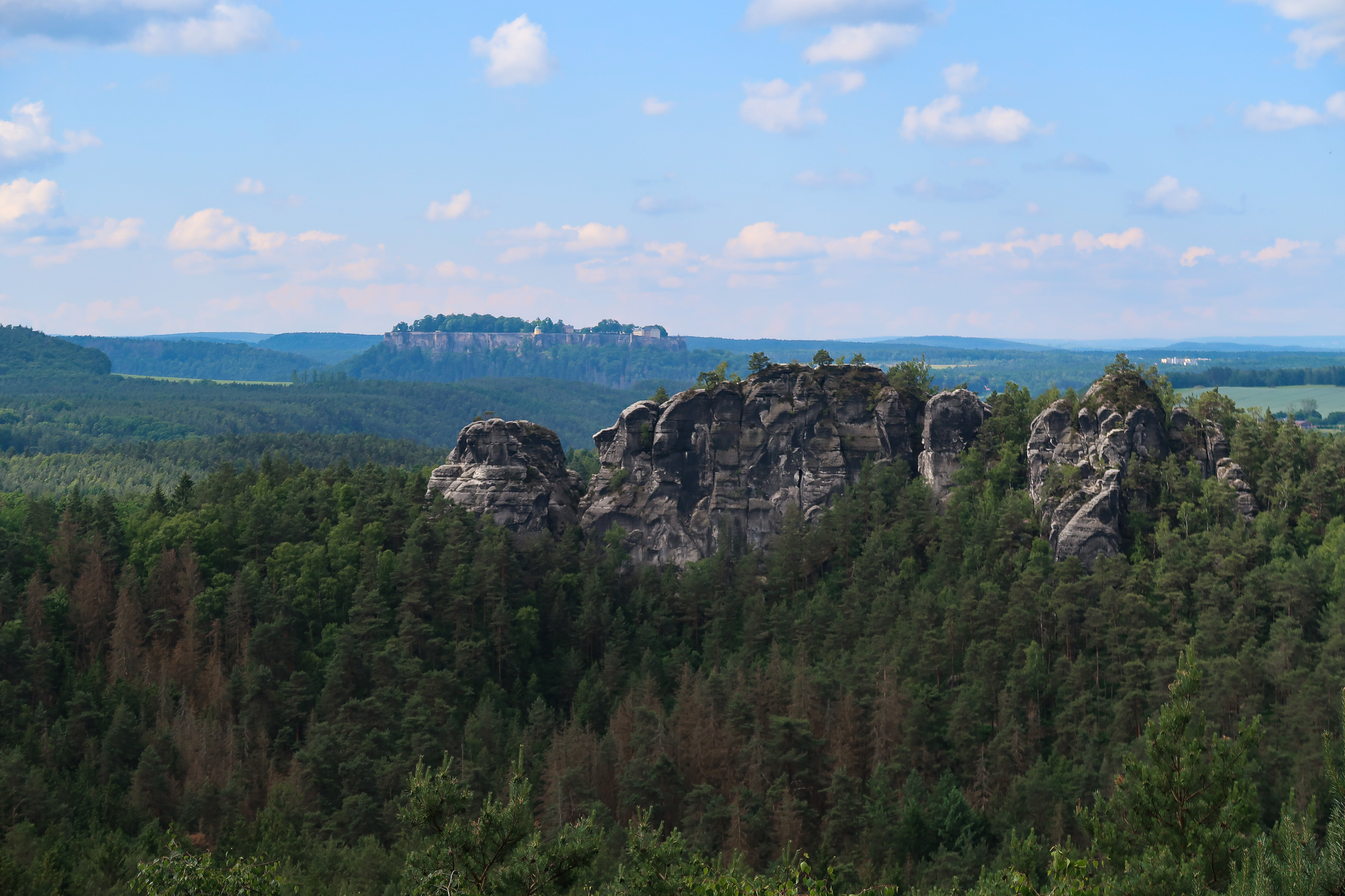 Sächsische Dörfer im Hügelland